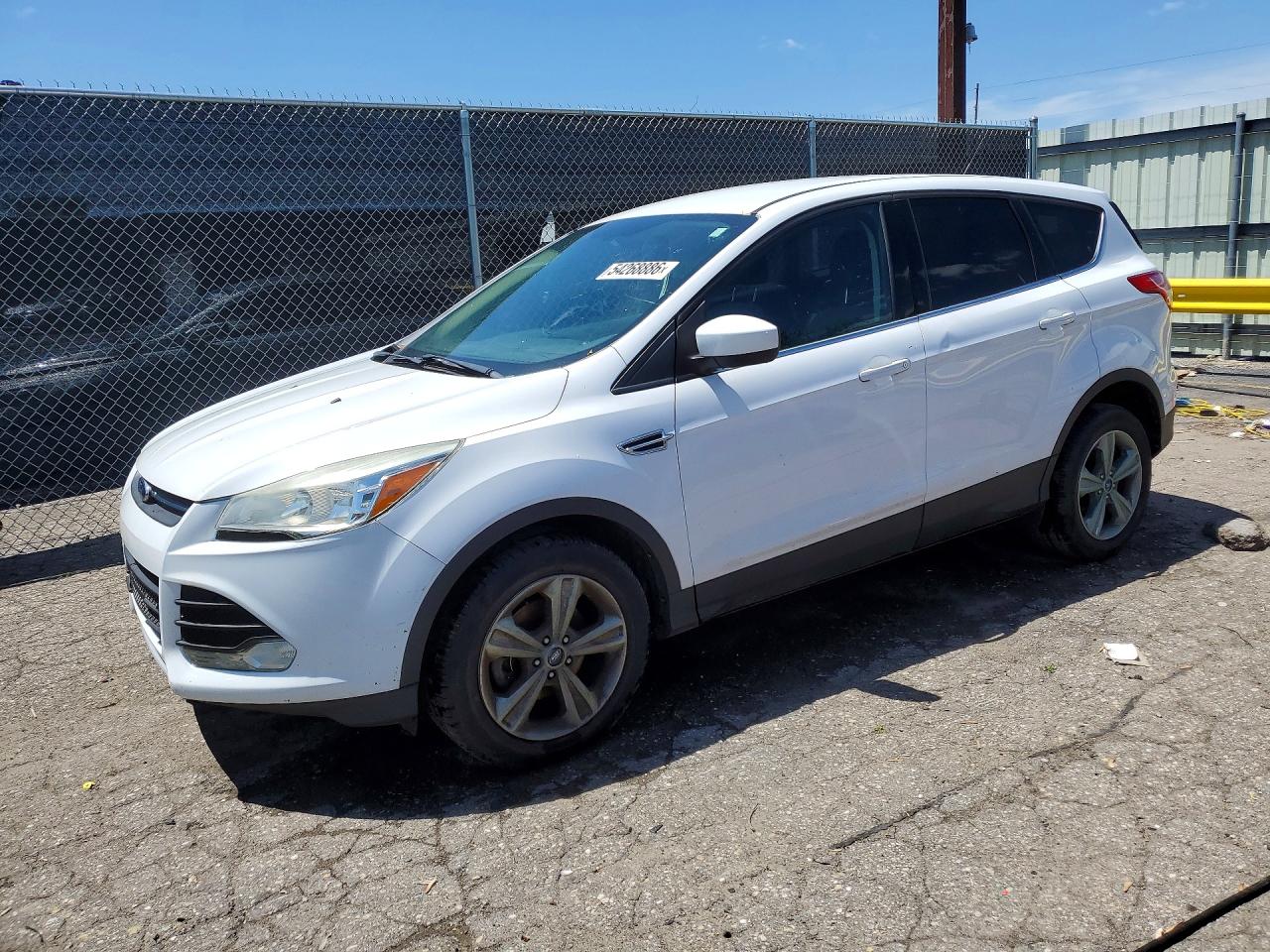 Salvage Ford Escape Image