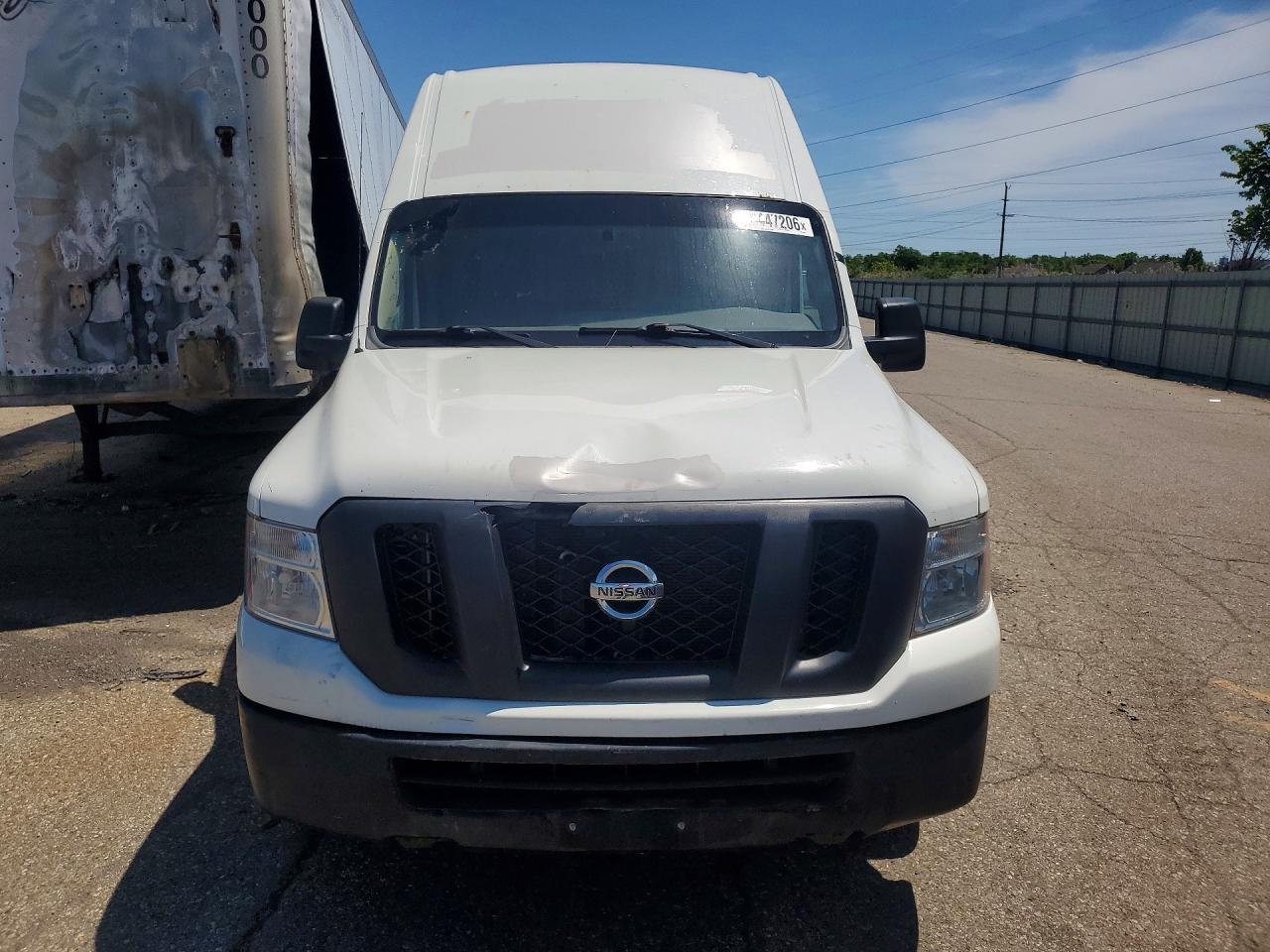 Nissan Nv 2500