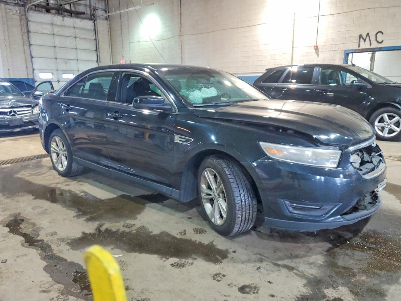 Ford Taurus Sel