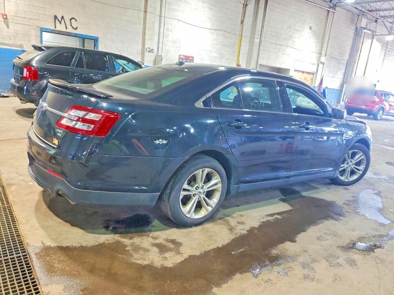 Ford Taurus Sel