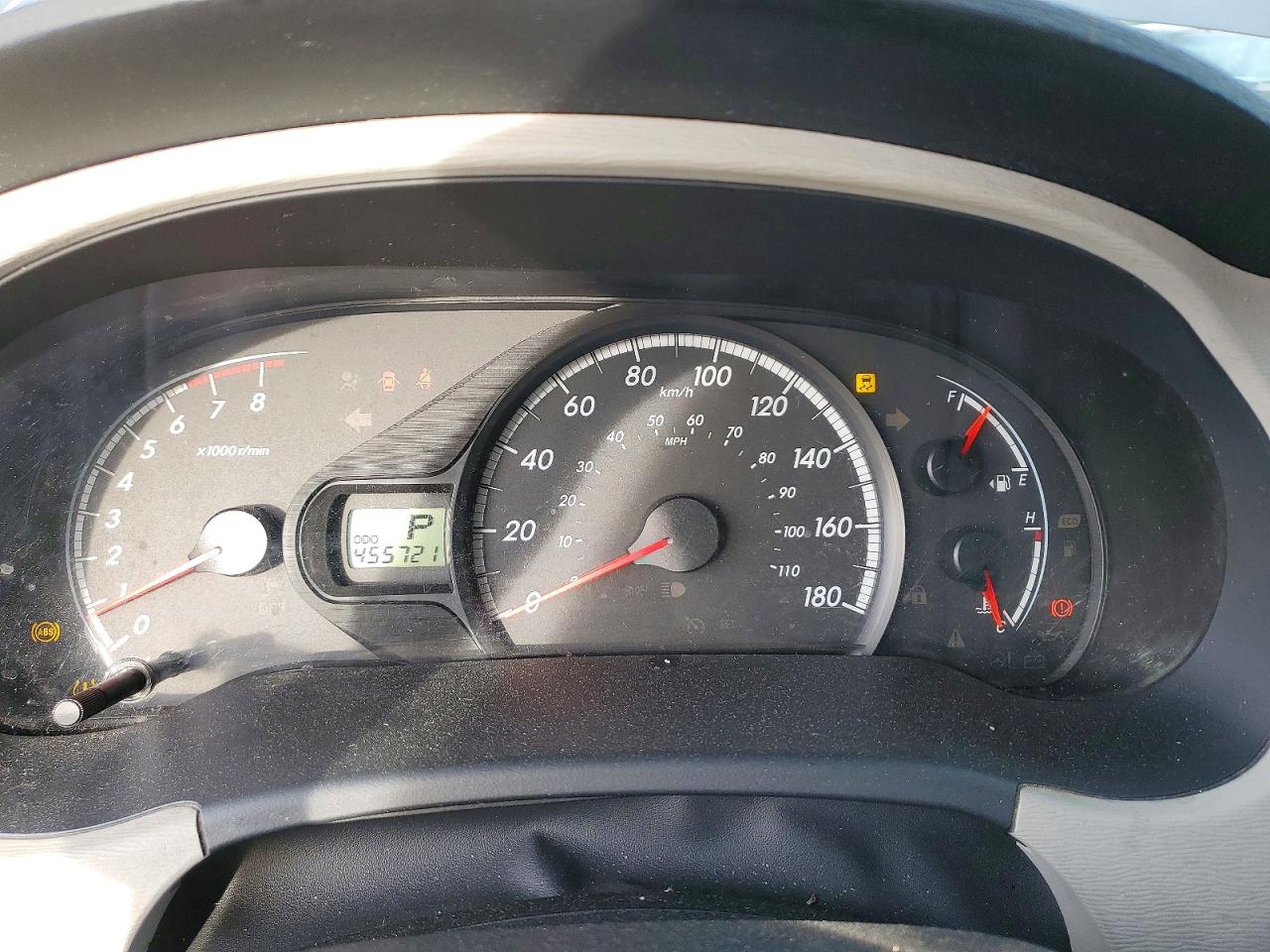 Toyota Sienna Base 7-passenger