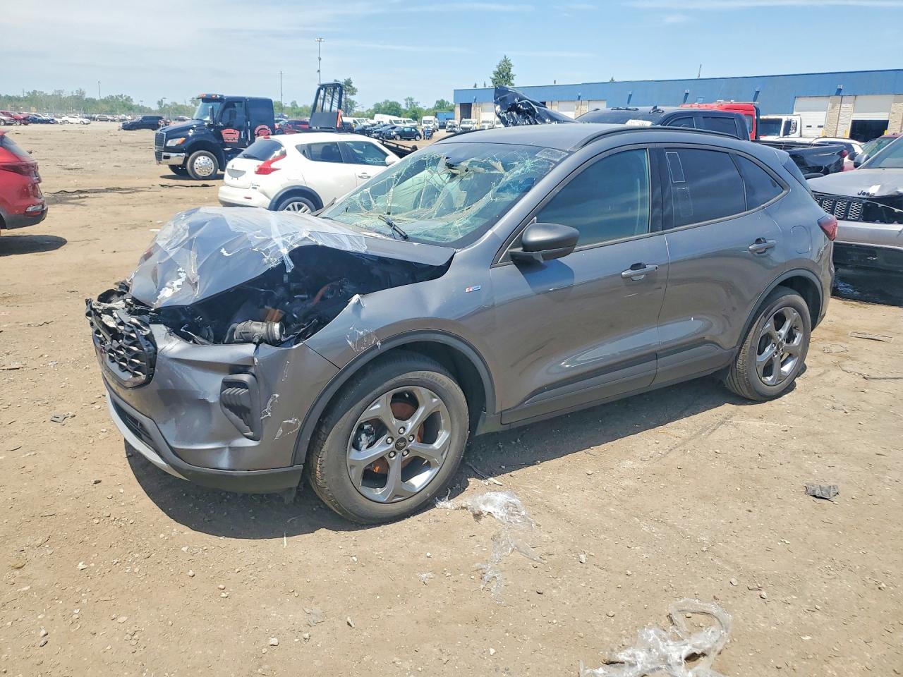 Salvage Ford Escape Image