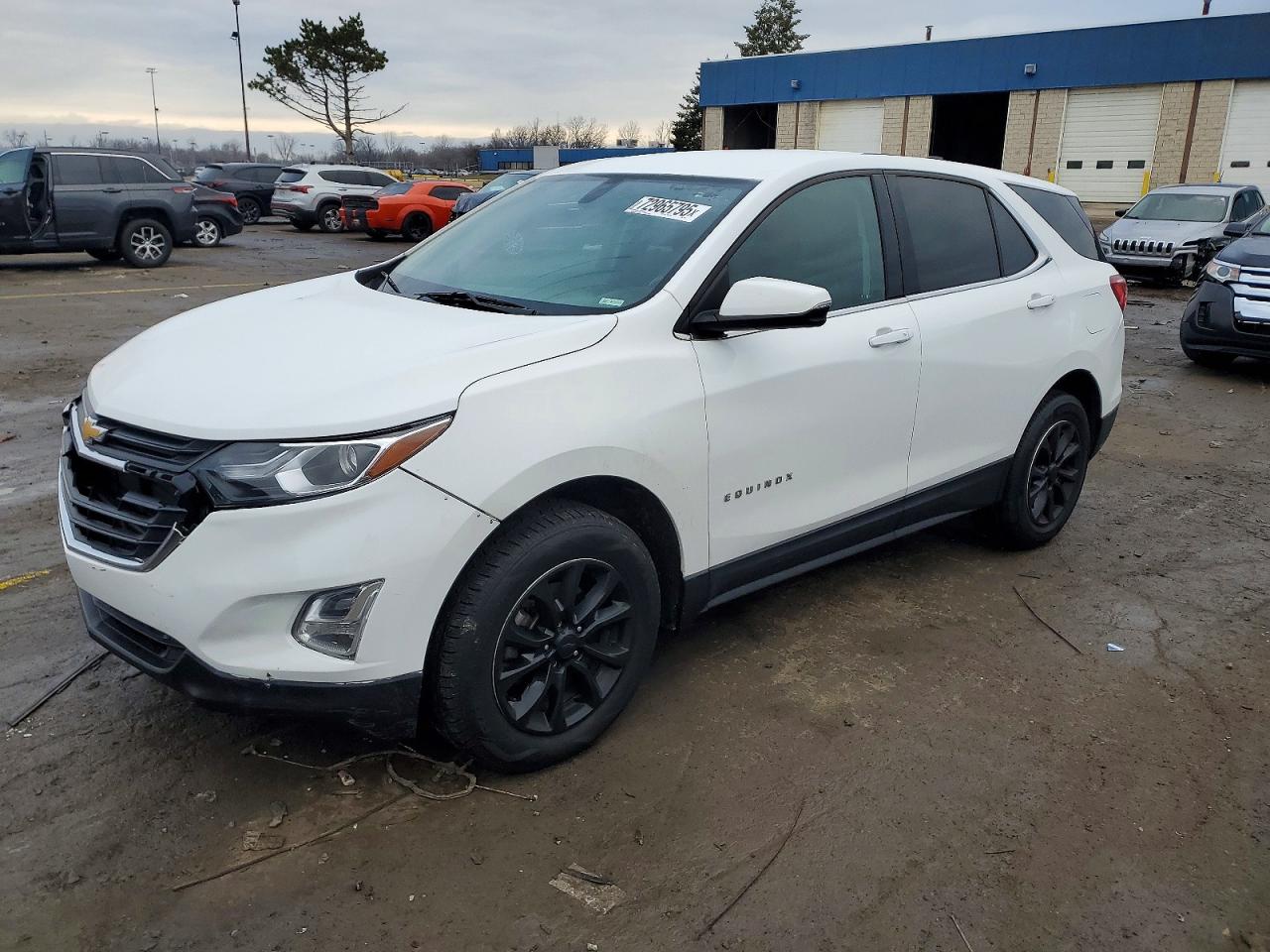 Salvage Chevrolet Equinox Image