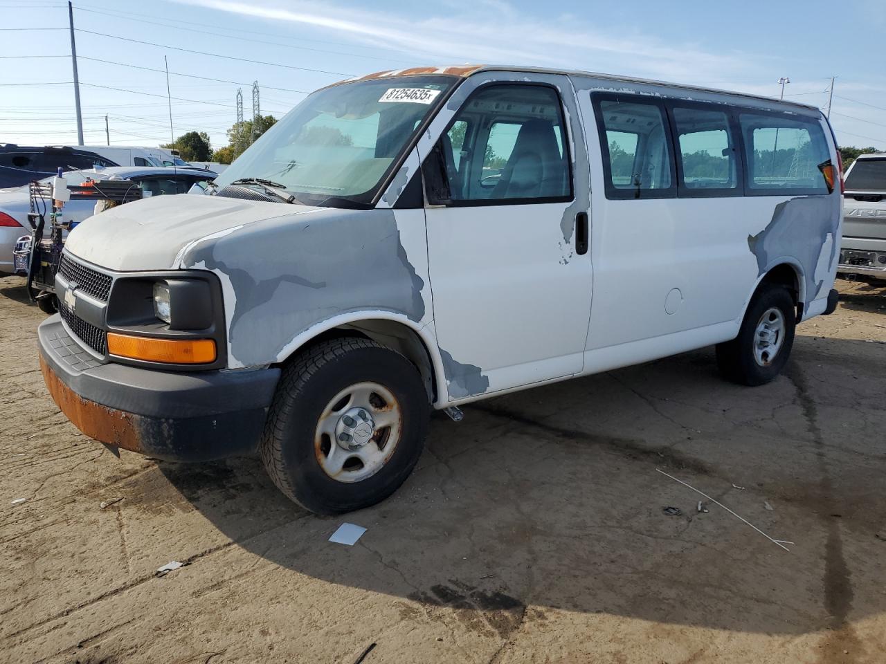 Salvage Chevrolet Express Image