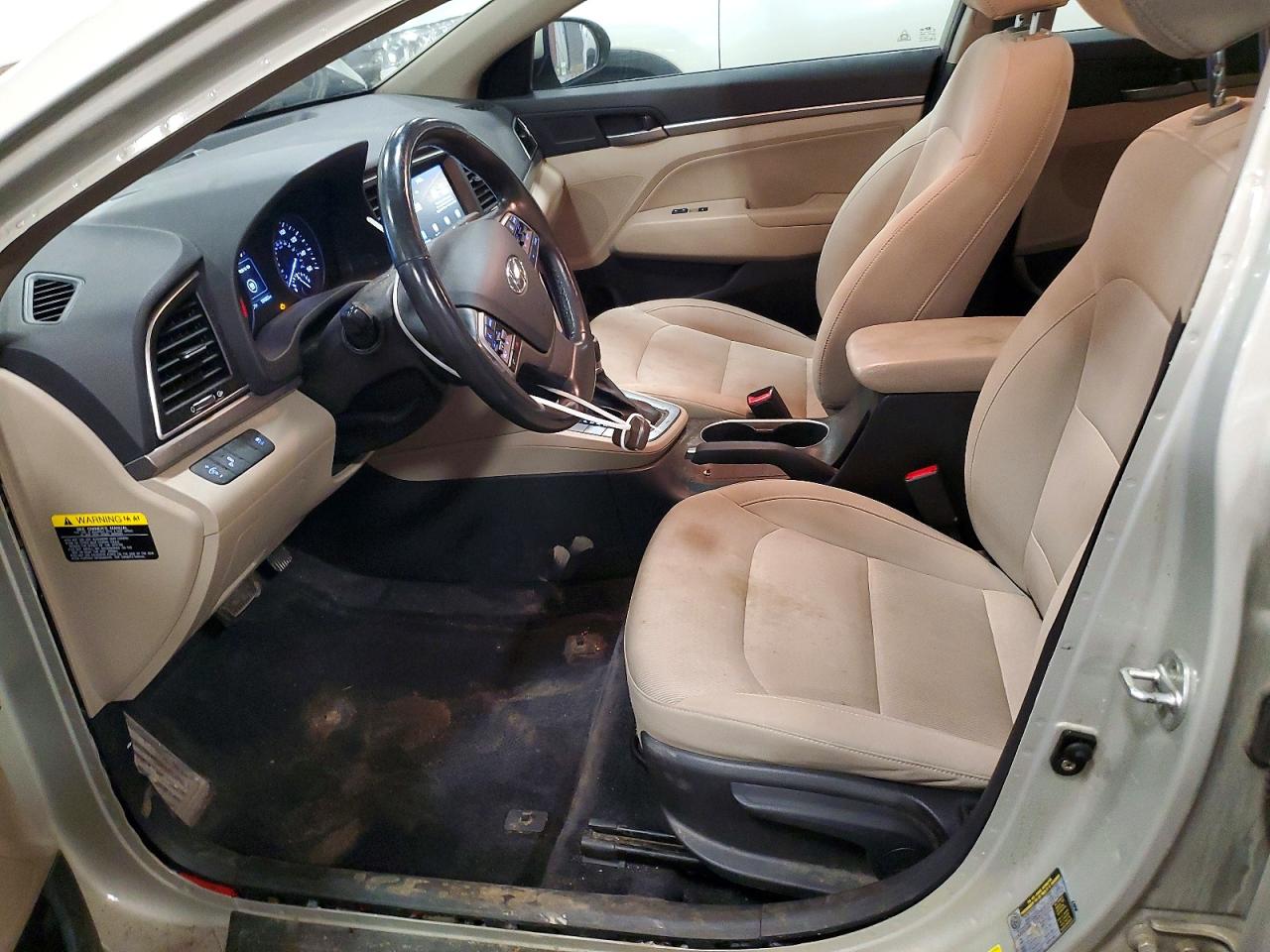 Hyundai ELANTRA Value Edition