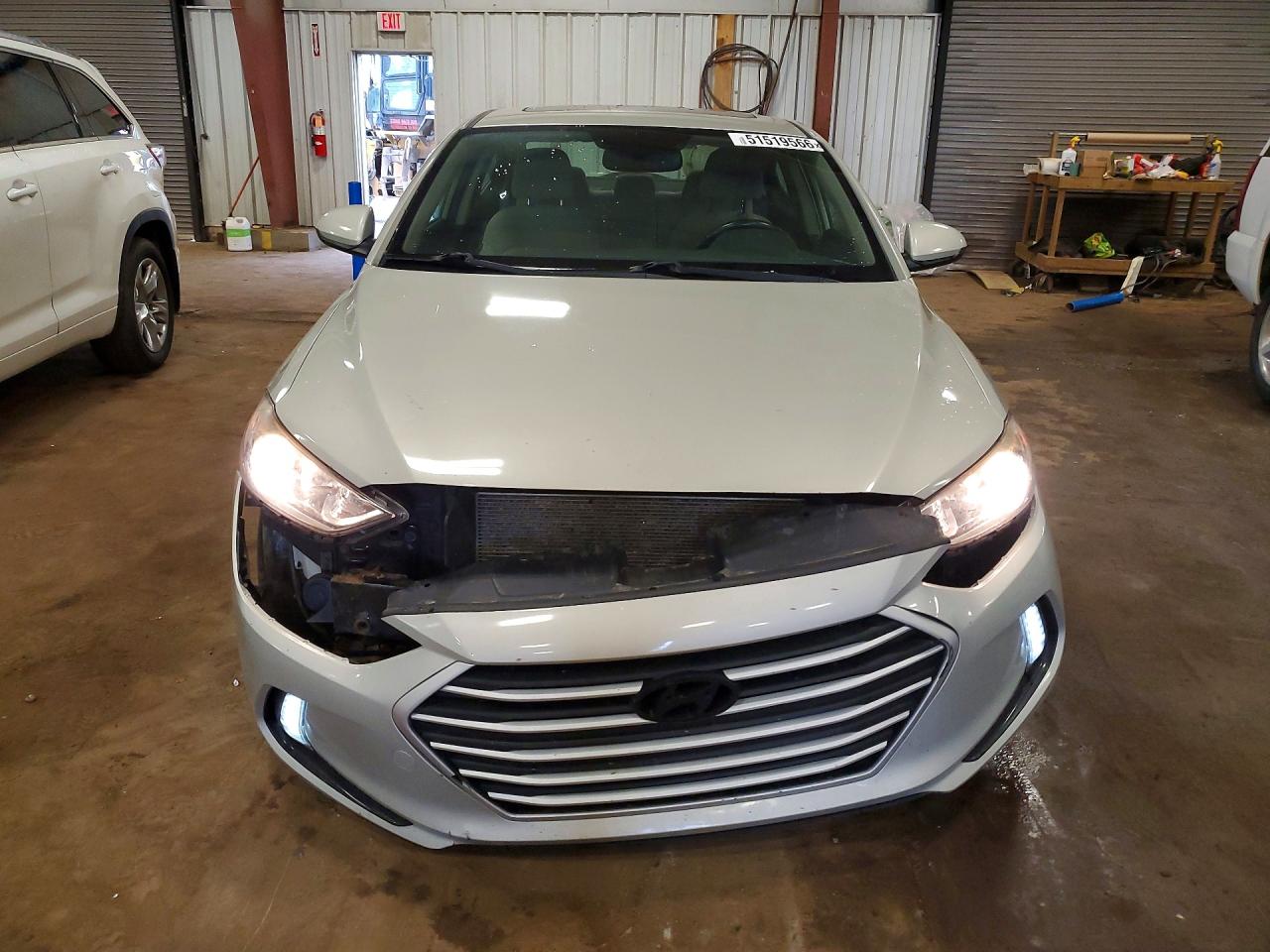 Hyundai ELANTRA Value Edition
