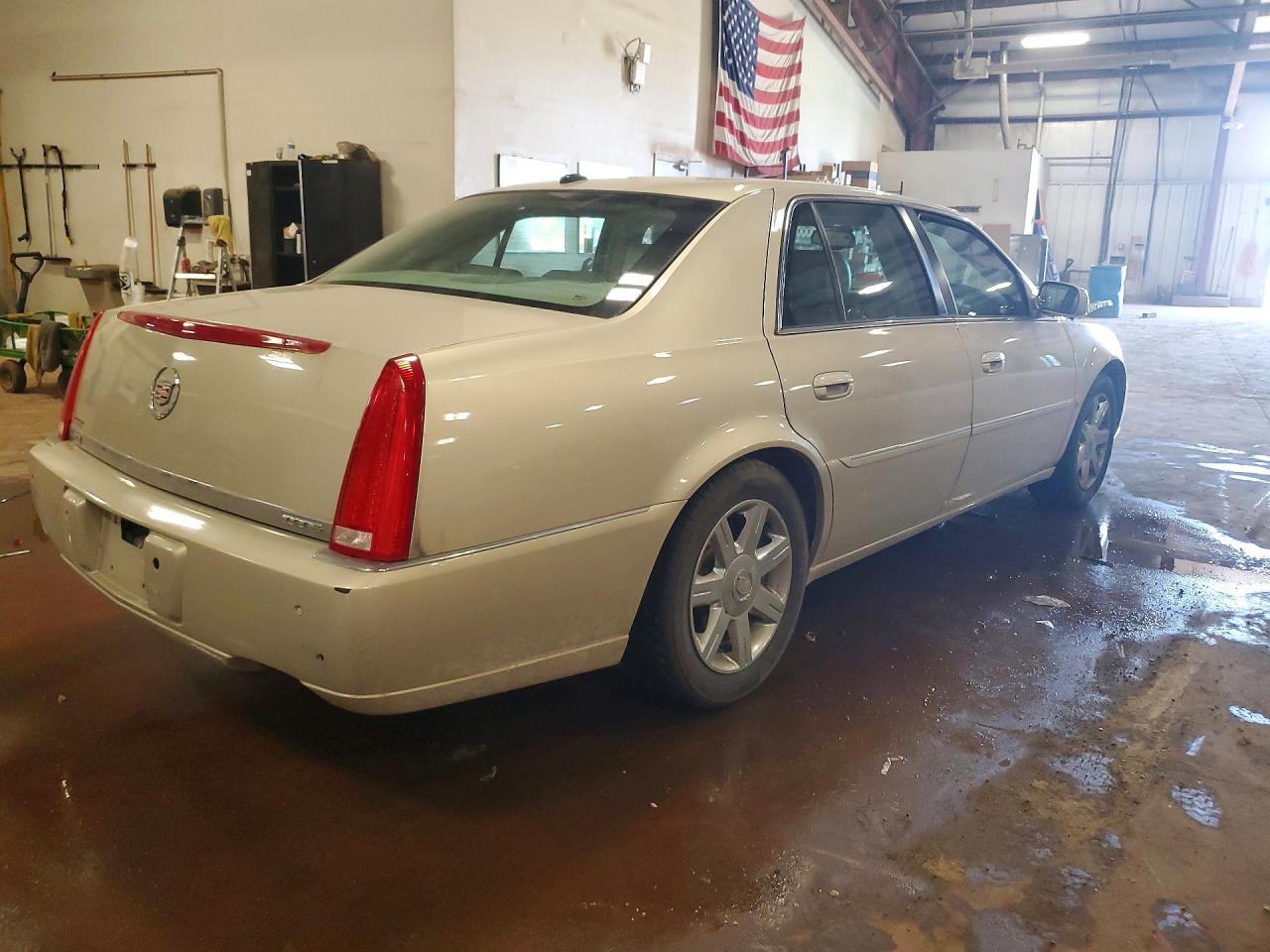 Cadillac DTS