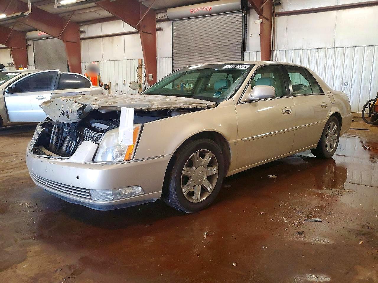 Salvage Cadillac DTS Image
