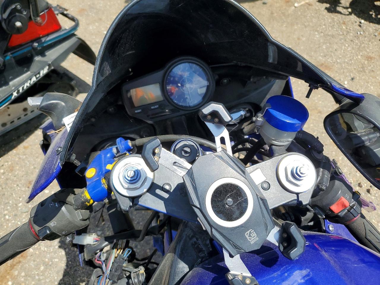 Yamaha Yzf1000