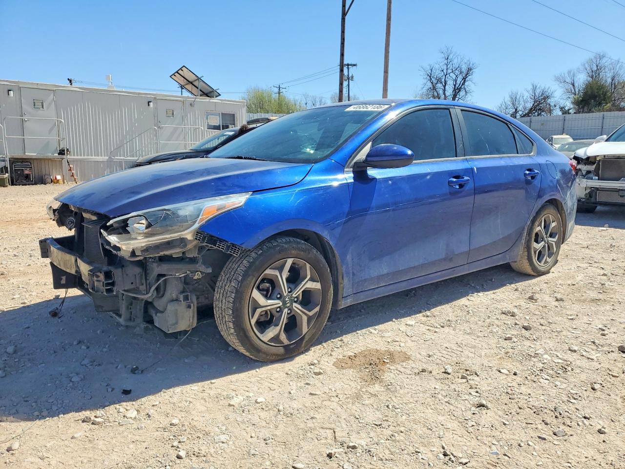 Salvage Kia Forte Image