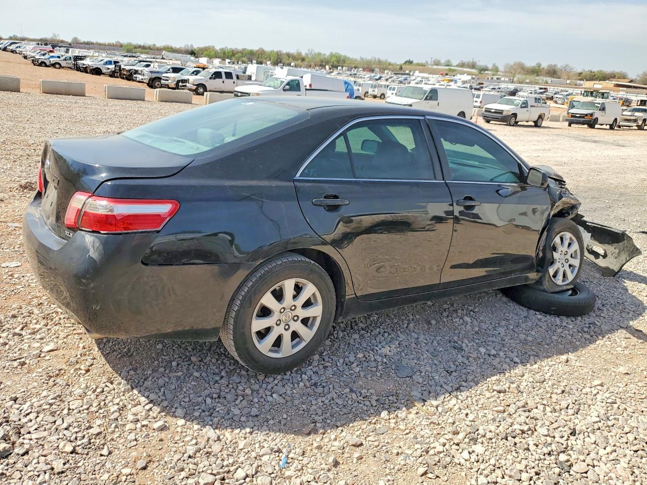 Toyota Camry Xle V6