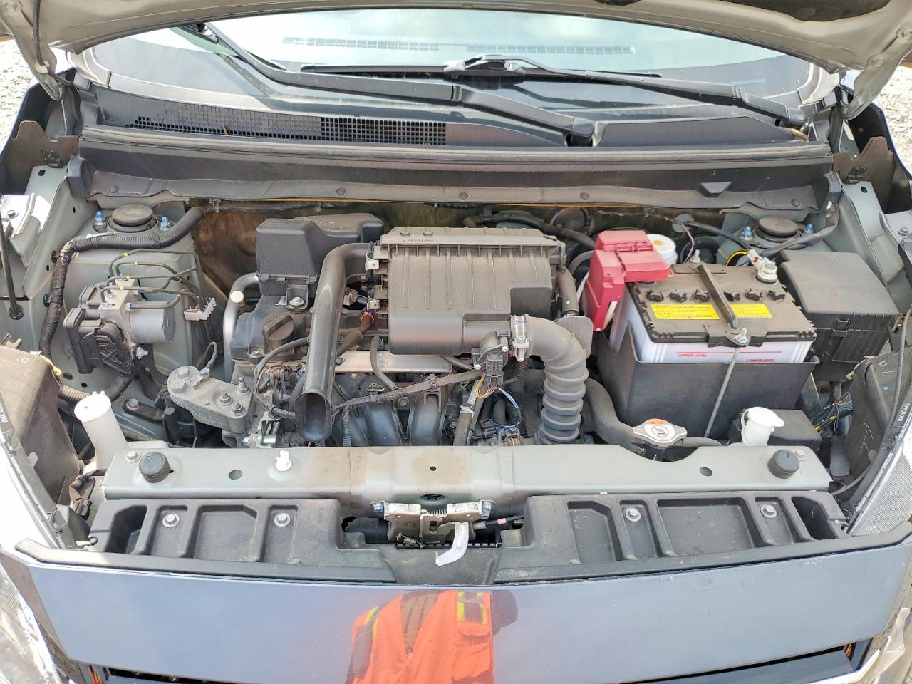 Mitsubishi Mirage Es