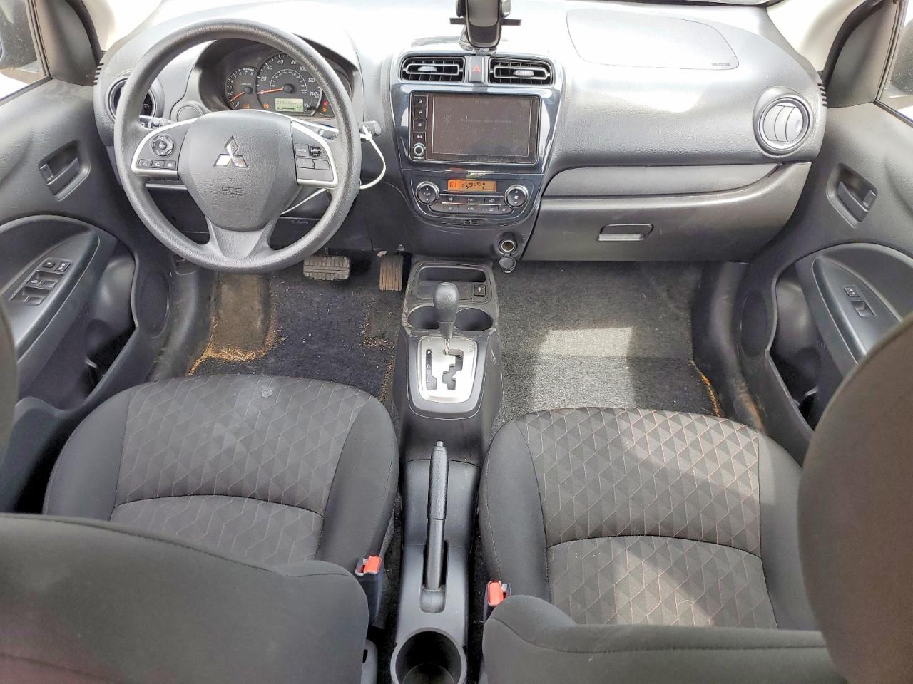 Mitsubishi Mirage Es