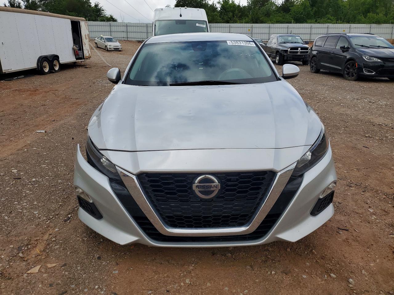 Nissan Altima S