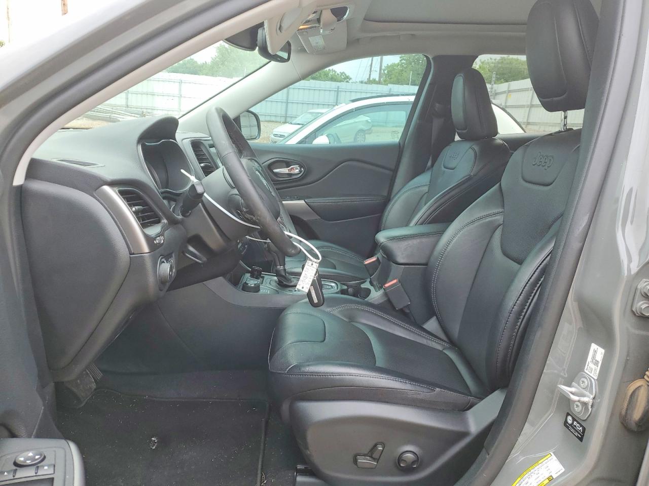 Jeep Grand Cherokee Latitude Lux