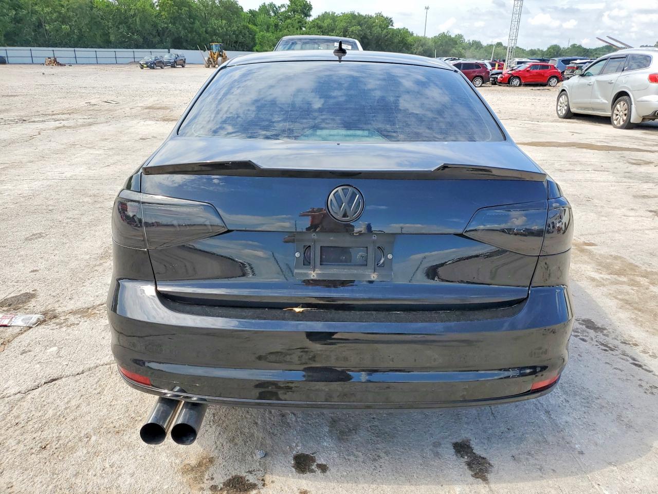 Volkswagen Jetta Sport