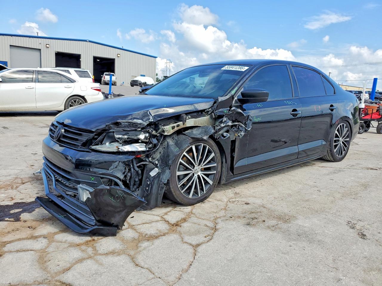 Salvage Volkswagen Jetta Image