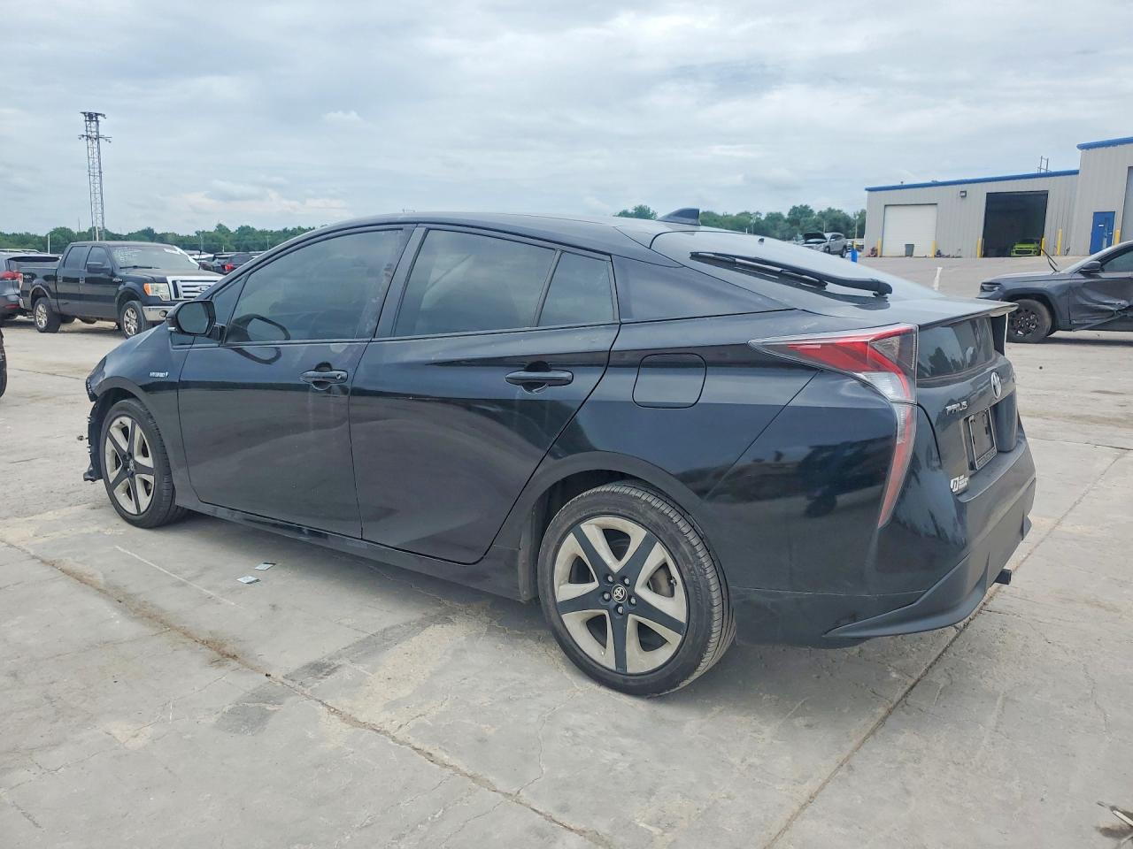 Toyota Prius Three Touring
