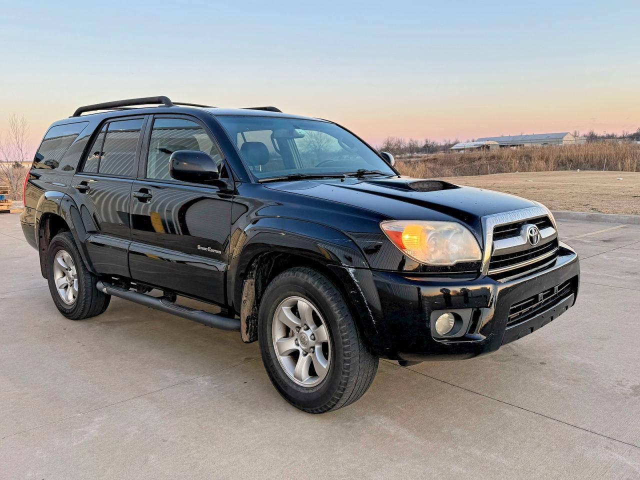 Salvage Toyota 4Runner Image