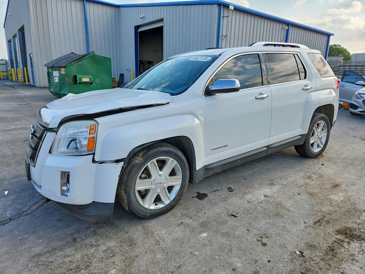 Salvage GMC Terrain Image