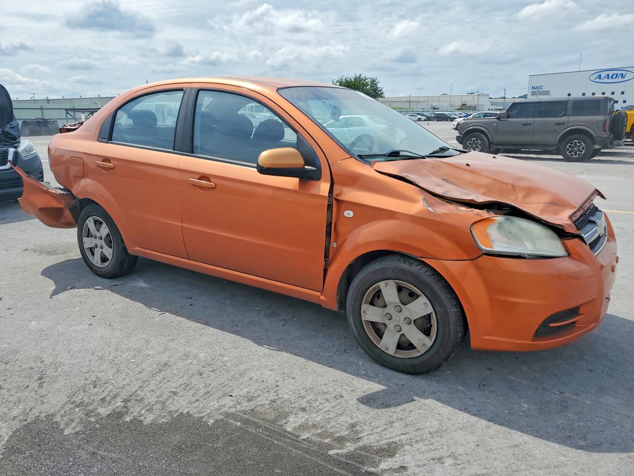 Chevrolet Aveo Base