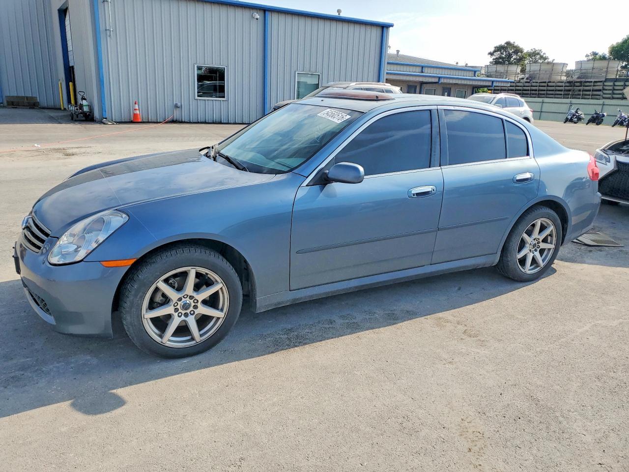 Salvage INFINITI G35 Image