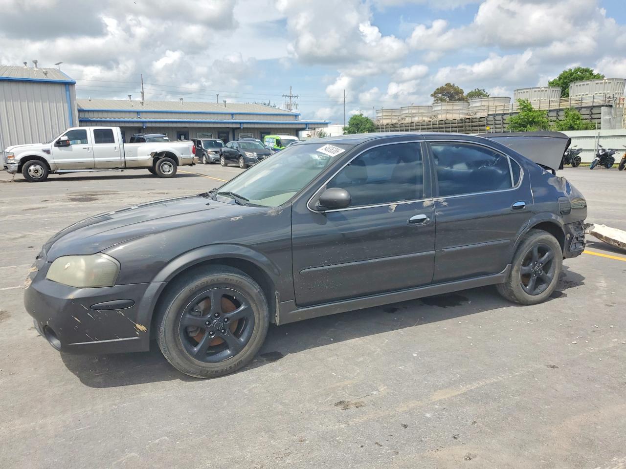 Salvage Nissan Maxima Image