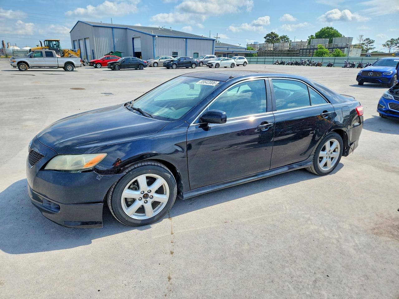 Salvage Toyota Camry Image