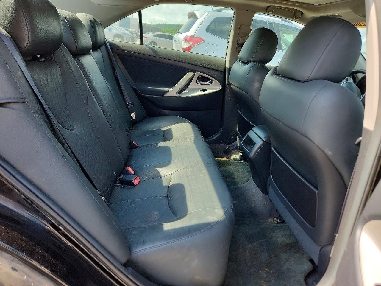 Toyota Camry Se V6