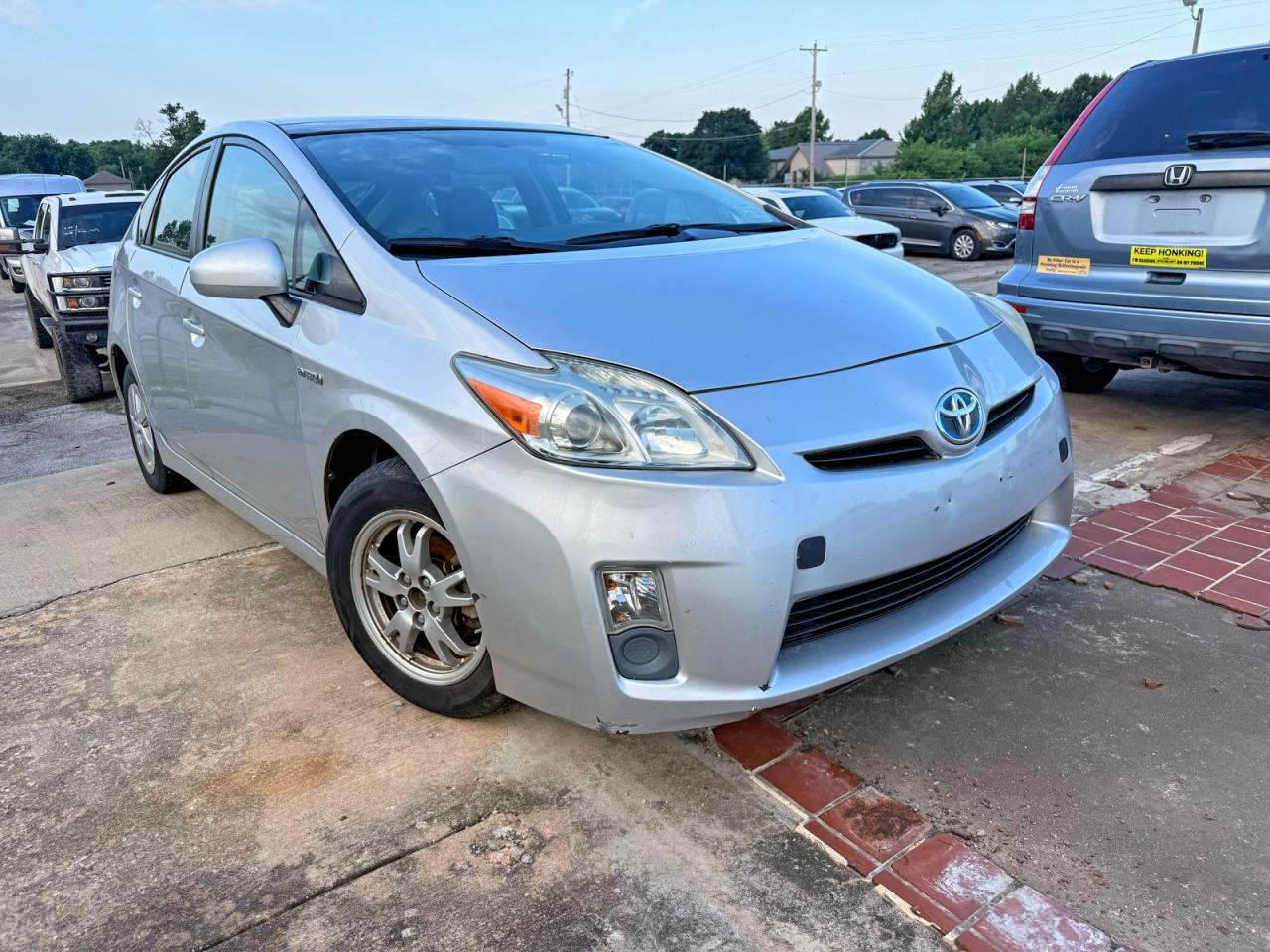 Salvage Toyota Prius Image