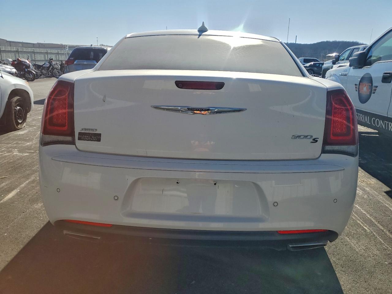 Chrysler 300 S