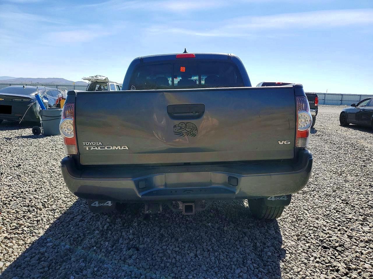 Toyota Tacoma V6