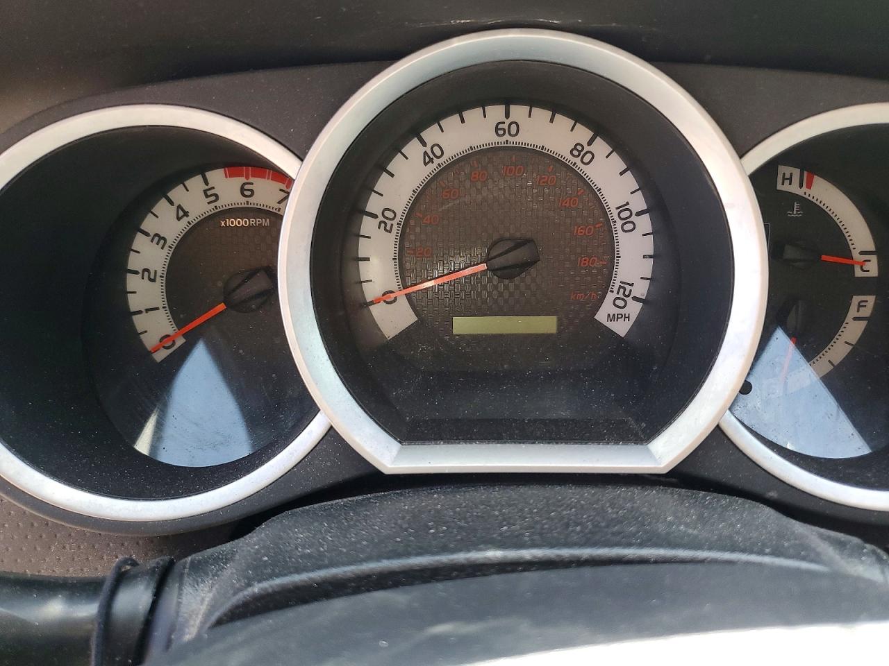 Toyota Tacoma V6