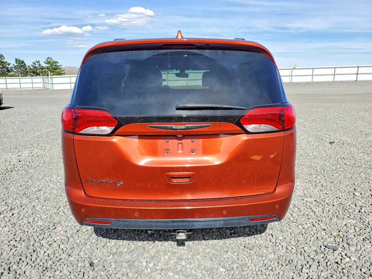 Chrysler Pacifica Touring L Plus