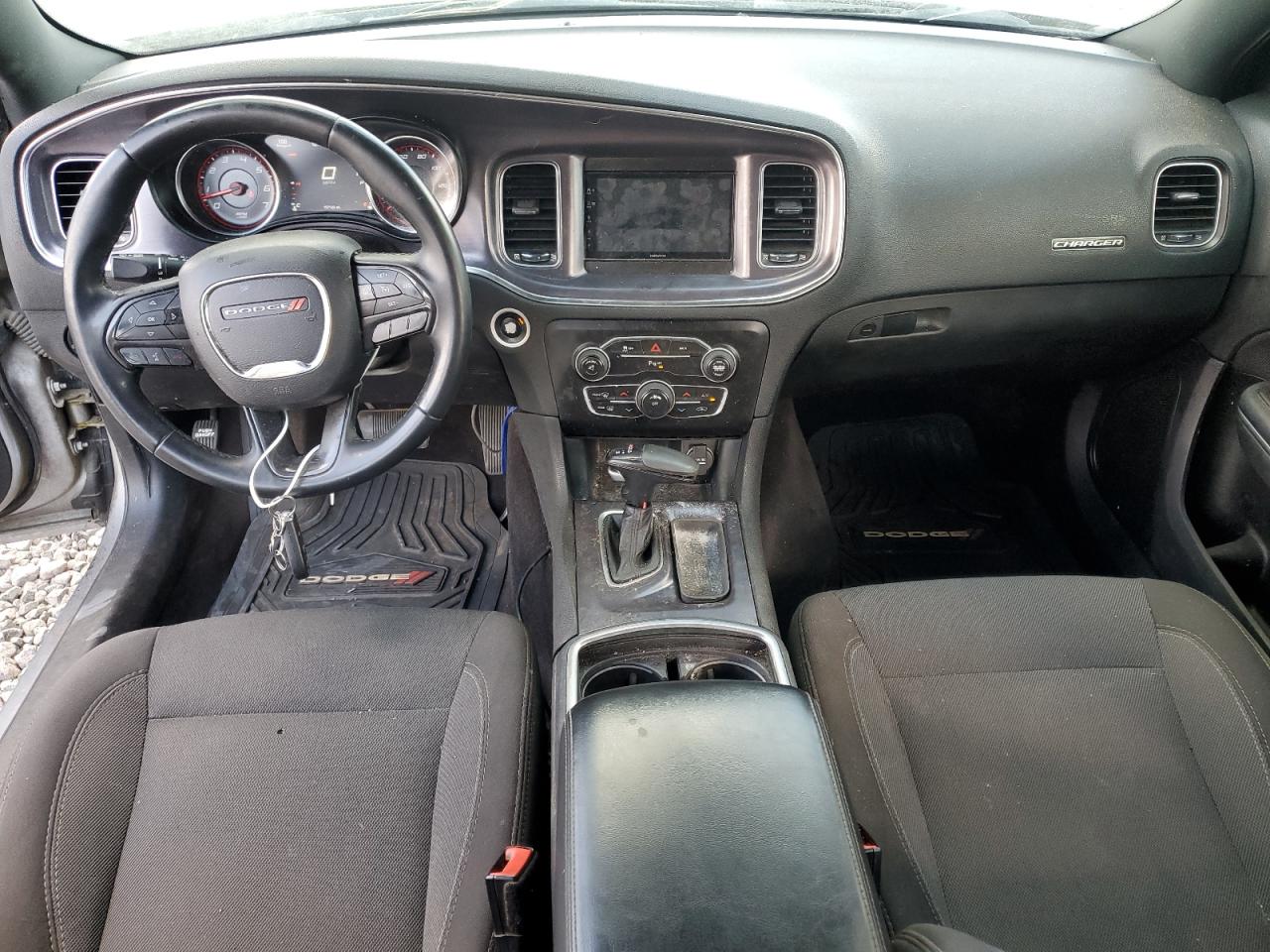 Dodge Charger Se