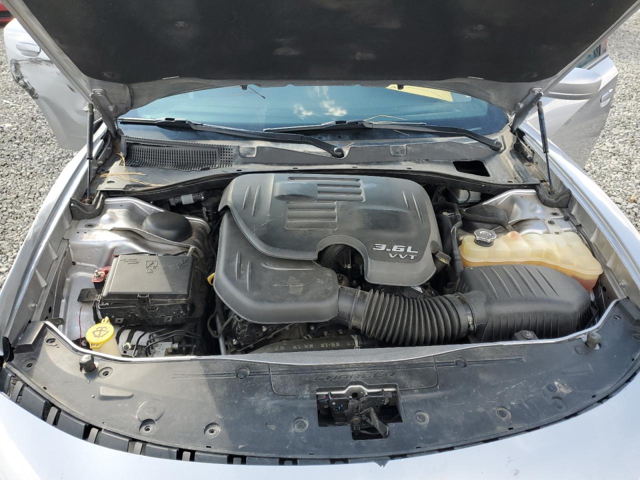 Dodge Charger Se