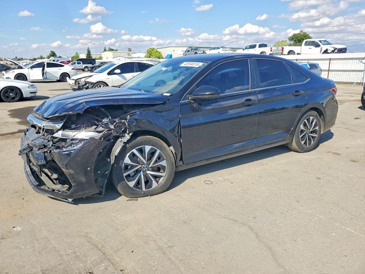 Salvage Volkswagen Jetta Image