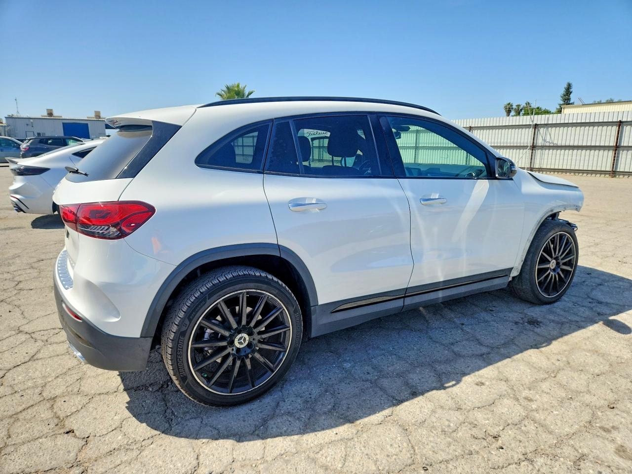 Mercedes-Benz GLA 250