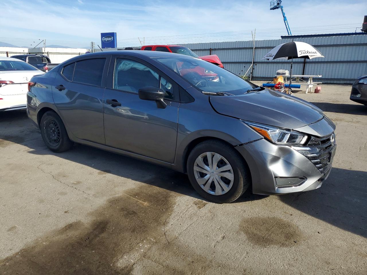 Nissan Versa S