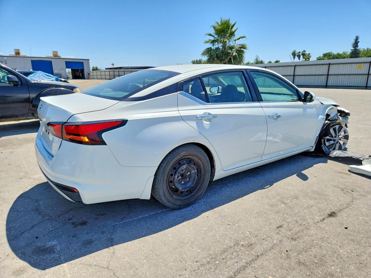 Nissan Altima S