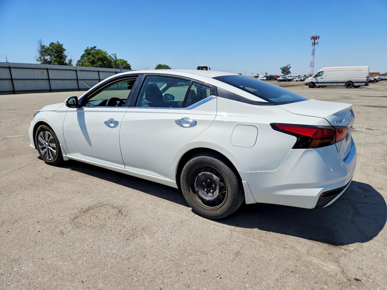 Nissan Altima S