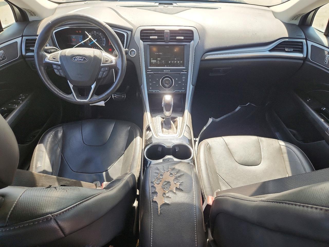 Ford Fusion Titanium Phev