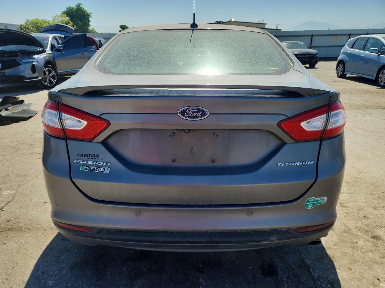 Ford Fusion Titanium Phev