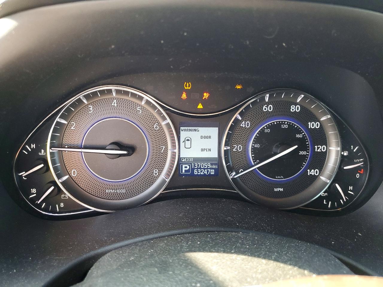 INFINITI Qx Base