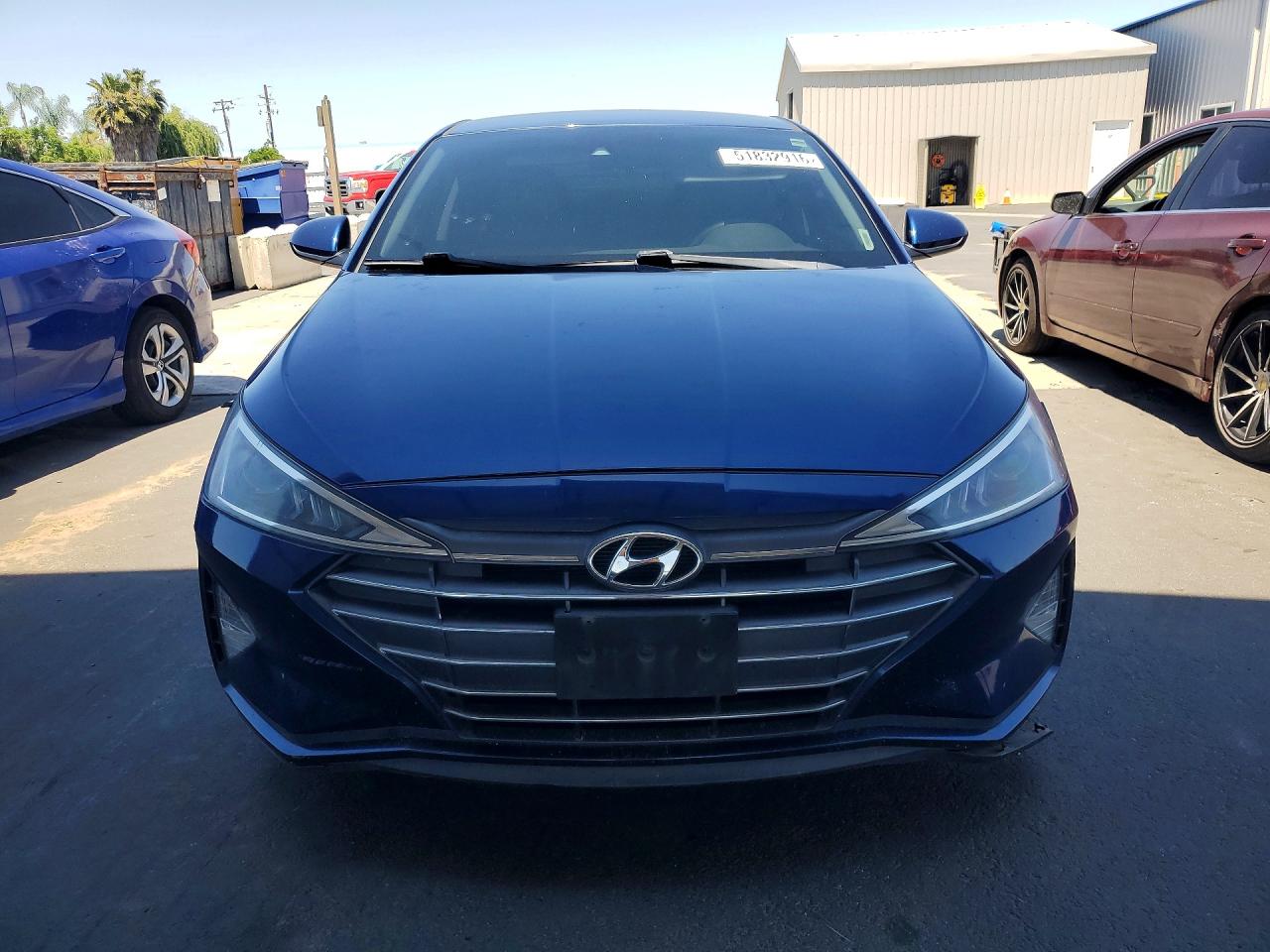 Hyundai ELANTRA Sel
