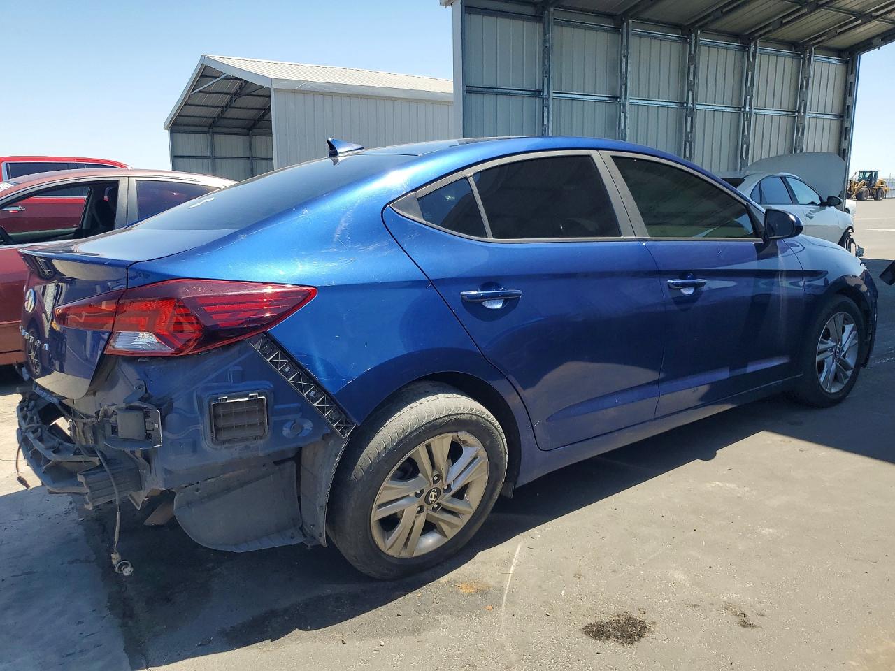 Hyundai ELANTRA Sel