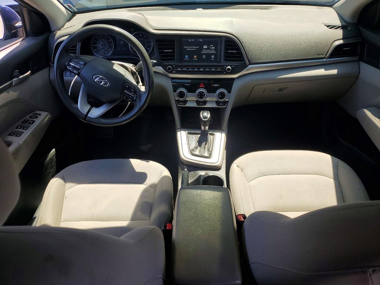 Hyundai ELANTRA Sel