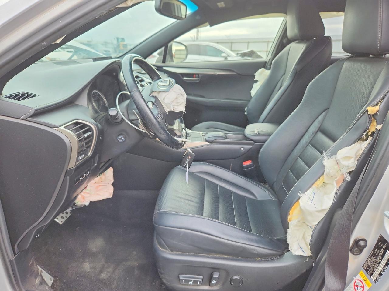 Lexus NX 200t