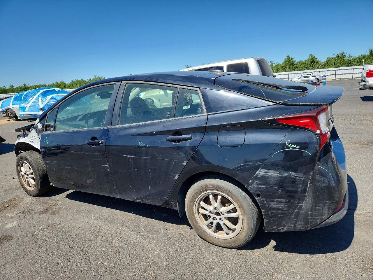Toyota Prius Le Awd-e
