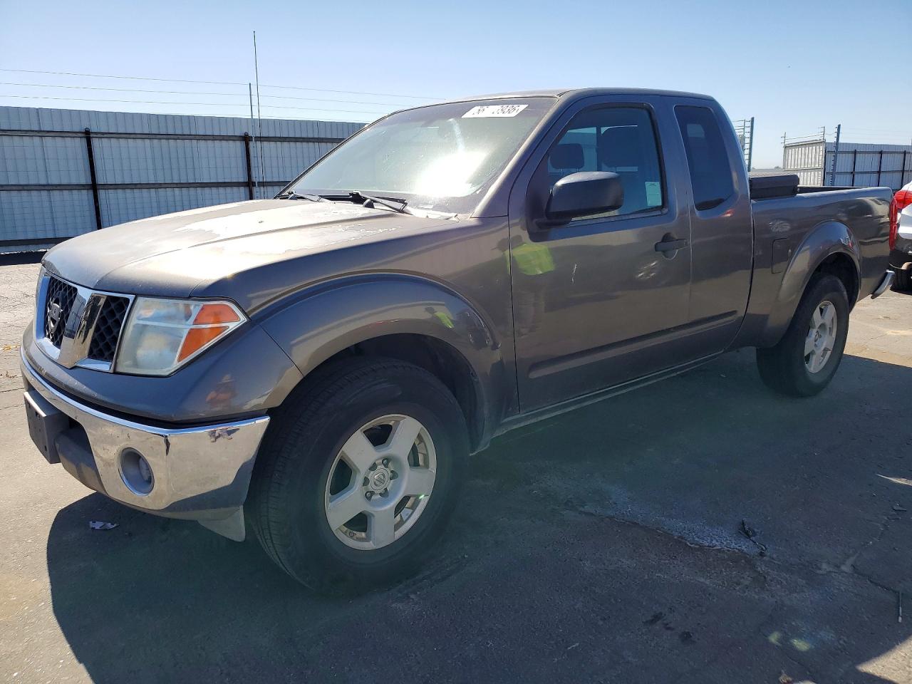 Salvage Nissan Frontier Image